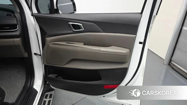 Kia The New Carnival 4th Generation id 4898089 из Кореи 16