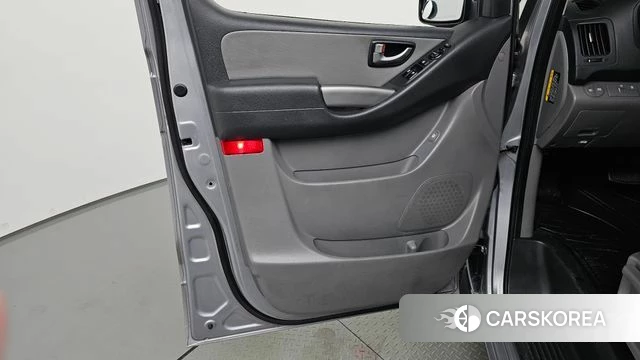 Hyundai The New Grand Starex id 4959305 из Кореи 16