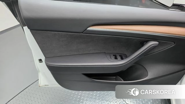 Tesla Model 3 id 4942597 из Кореи 16