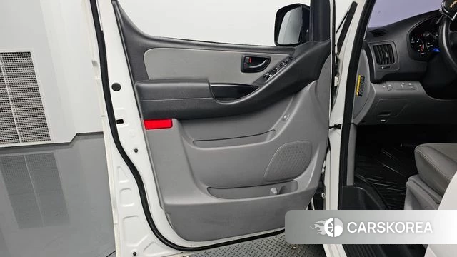 Hyundai The New Grand Starex id 4781060 из Кореи 16