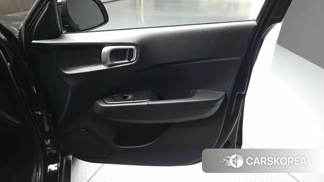 Hyundai Venue id 5041393 из Кореи 16