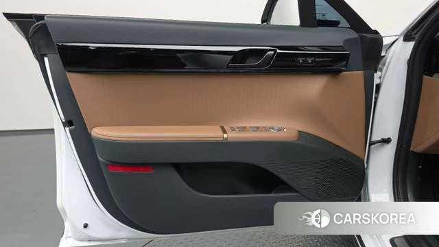 Hyundai Grandeur Hybrid (GN7) id 4950253 из Кореи 16