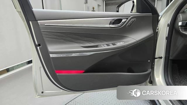 Hyundai The New Grandeur IG Hybrid id 5053712 из Кореи 16