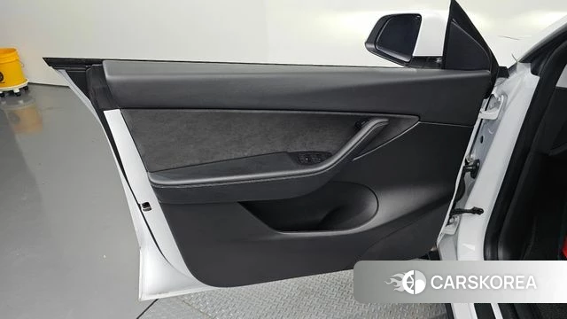 Tesla Model Y id 4631392 из Кореи 16