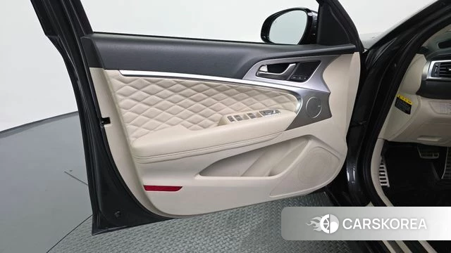 Genesis G70 id 5014056 из Кореи 16
