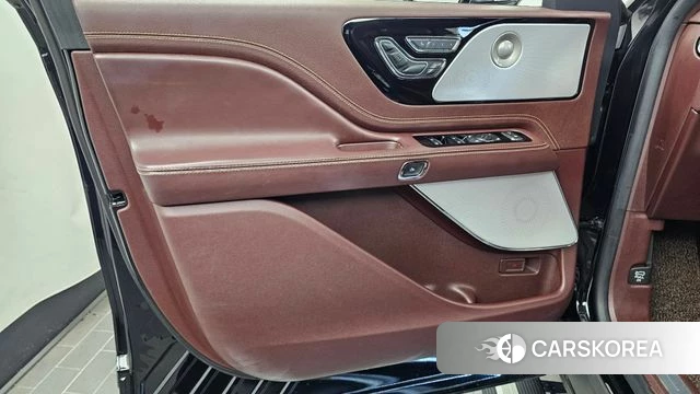 Lincoln Aviator 2nd generation id 4936417 из Кореи 16