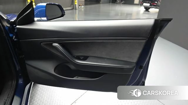 Tesla Model 3 id 5028765 из Кореи 16