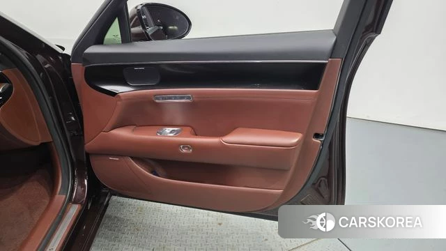 Genesis G90 (RS4) id 4942568 из Кореи 16