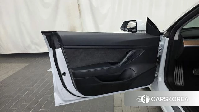 Tesla Model 3 id 4712834 из Кореи 16