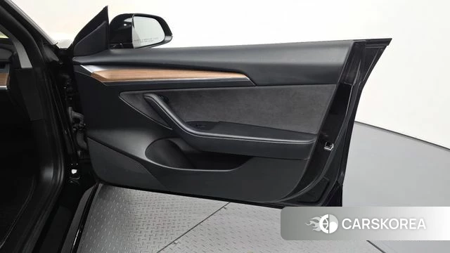 Tesla Model 3 id 4923063 из Кореи 16
