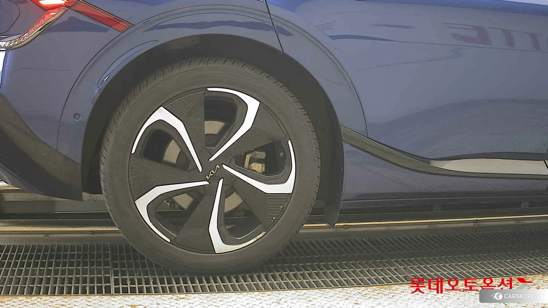 Kia EV6 id 4990093 из Кореи 16
