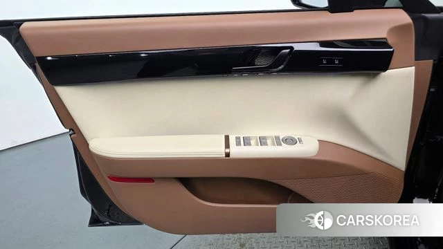 Hyundai Grandeur (GN7) id 4792908 из Кореи 16