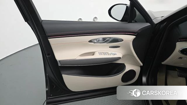 Genesis GV70 id 5026355 из Кореи 16