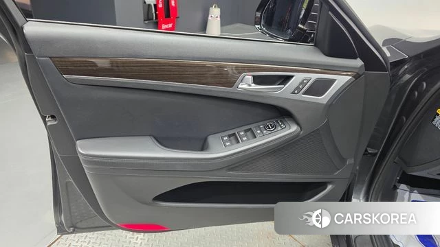 Genesis G80 id 5018905 из Кореи 16