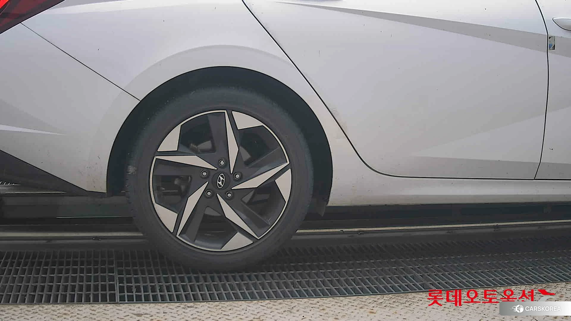 Hyundai Avante id 4984577 из Кореи 16