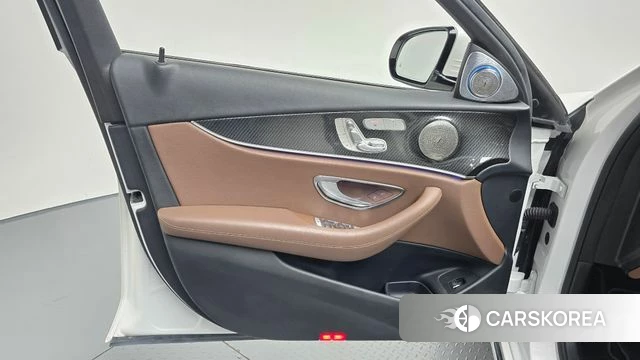 Mercedes-Benz E-Class W213 id 4977754 из Кореи 16