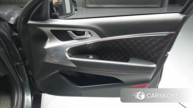 Genesis G70 id 5029227 из Кореи 16