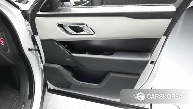 Land Rover Range Rover Velar id 5010961 из Кореи 16