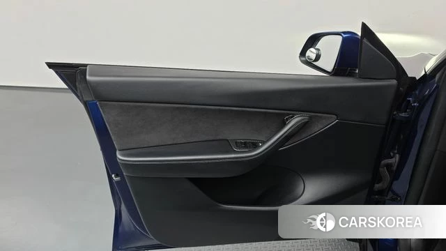 Tesla Model Y id 5022893 из Кореи 16