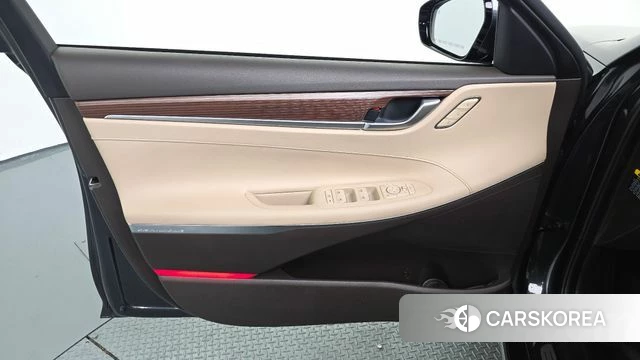 Hyundai Grandeur IG id 5018931 из Кореи 16