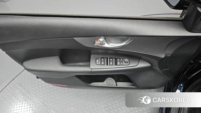 Kia The New K3 2nd generation id 4990775 из Кореи 16