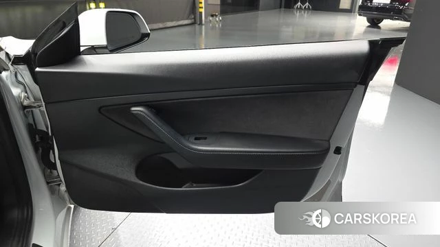 Tesla Model 3 id 4966707 из Кореи 16