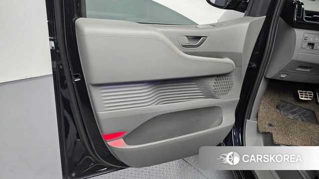 Hyundai Staria id 4951402 из Кореи 16