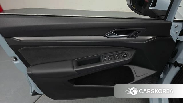 Volkswagen Golf 8th Generation id 4990378 из Кореи 16