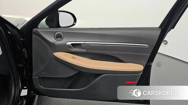 Hyundai Sonata D Edge Hybrid (DN8) id 4921189 из Кореи 16