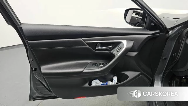 Nissan Altima id 4983197 из Кореи 16