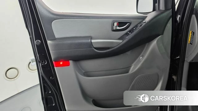 Hyundai The New Grand Starex id 4977807 из Кореи 16