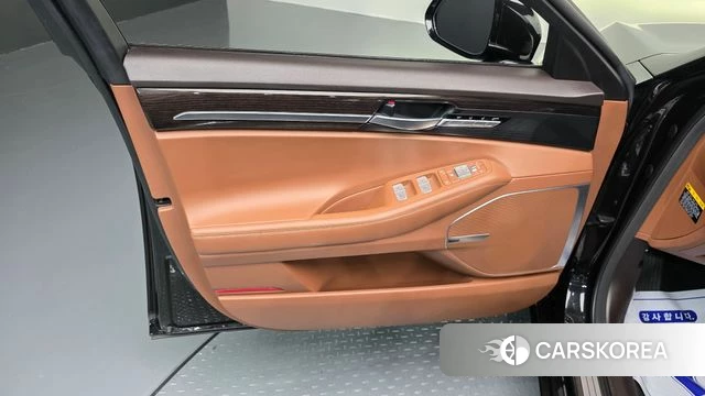 Genesis G90 id 5004364 из Кореи 16