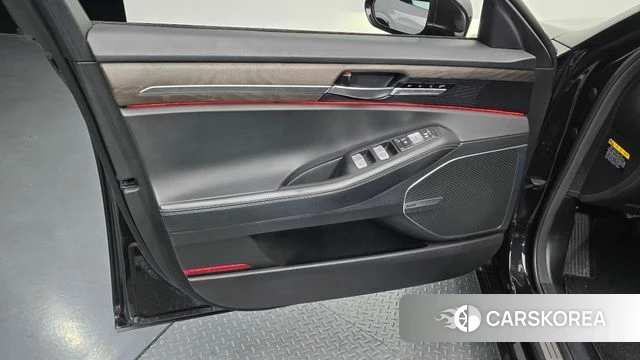 Genesis G90 id 5035689 из Кореи 16