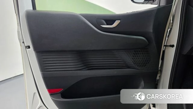 Hyundai Staria id 4768985 из Кореи 16
