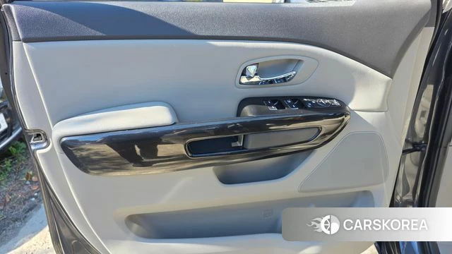 Kia All New Carnival id 4988582 из Кореи 16