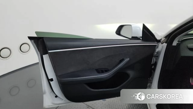 Tesla Model 3 id 4432641 из Кореи 16