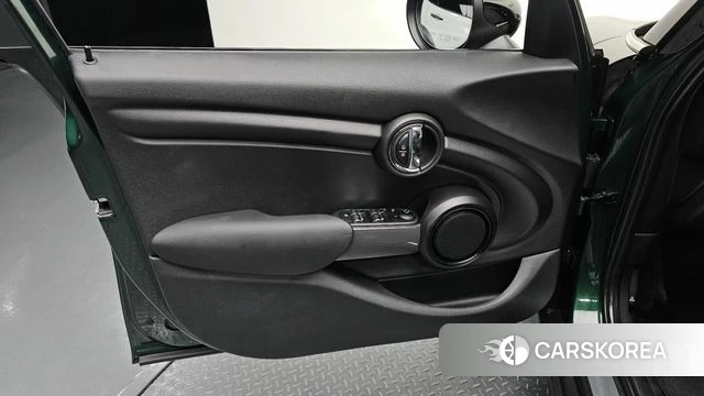 Mini Cooper id 4931086 из Кореи 16