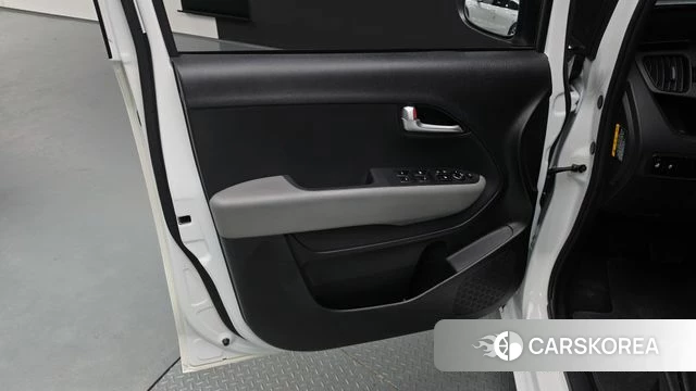 Kia The New Kia Ray EV id 5038997 из Кореи 16