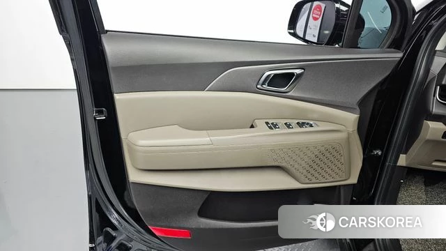 Kia The New Carnival 4th Generation id 5021503 из Кореи 16