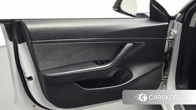 Tesla Model 3 id 4987437 из Кореи 16