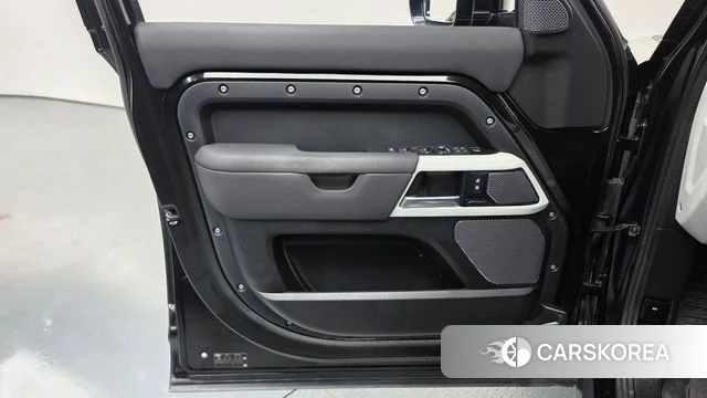 Land Rover Defender (L663) id 4992405 из Кореи 16