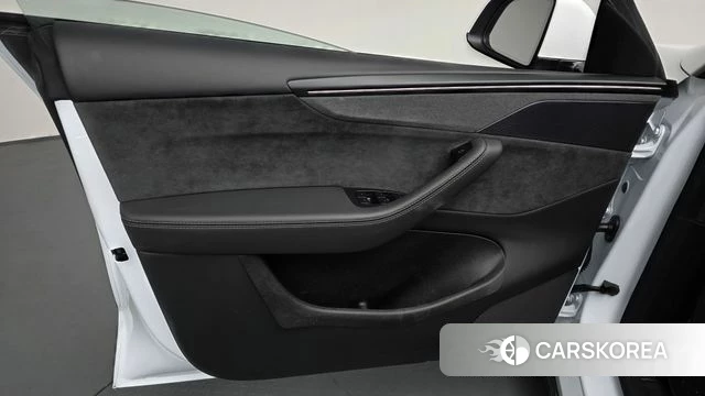 Tesla Model Y id 5020996 из Кореи 16