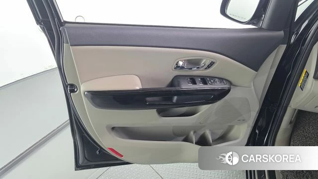 Kia The New Carnival id 5029148 из Кореи 16