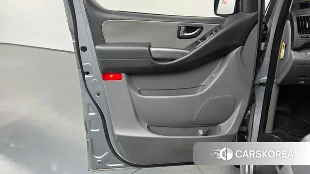 Hyundai The New Grand Starex id 5003654 из Кореи 16