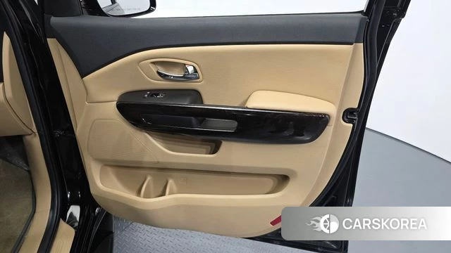Kia The New Carnival id 4967446 из Кореи 16