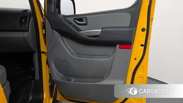 Hyundai The New Grand Starex id 5041217 из Кореи 16