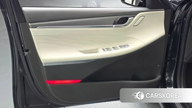 Hyundai The New Grandeur IG Hybrid id 5028043 из Кореи 16