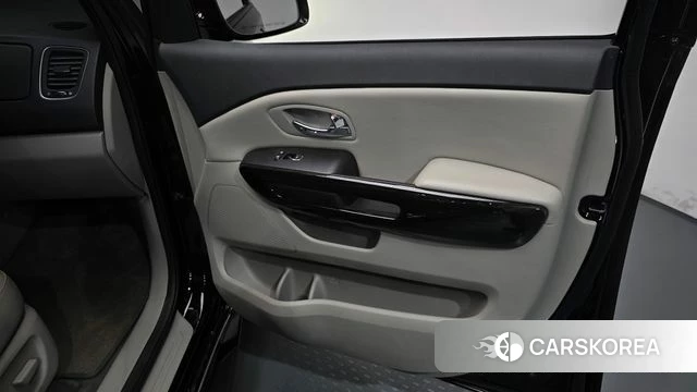 Kia The New Carnival id 5029064 из Кореи 16