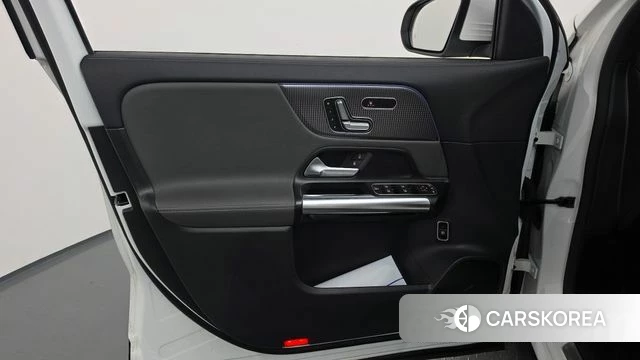 Mercedes-Benz EQA H243 id 5003374 из Кореи 16