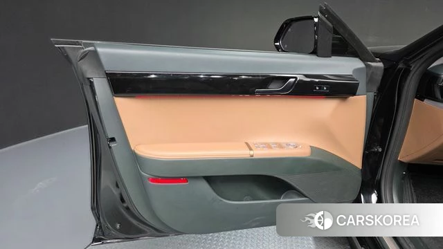 Hyundai Grandeur Hybrid (GN7) id 4773203 из Кореи 16